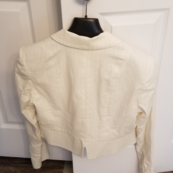 Jacket - Picture 2 of 3